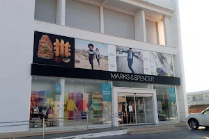 Marks and Spencer image