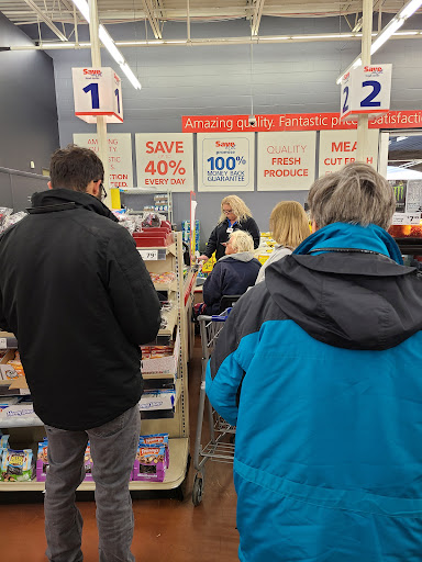 Grocery Store «Save-A-Lot», reviews and photos, 1025 Wayne Ave, Chambersburg, PA 17201, USA