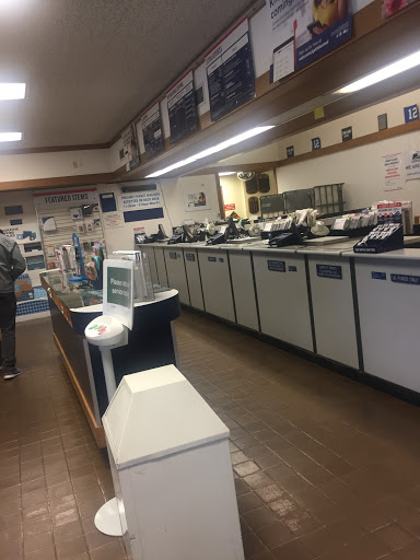 Post Office «United States Postal Service», reviews and photos, 721 4th Ave, Kirkland, WA 98033, USA