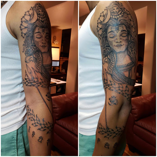 Explore mother of two tattoo ideas, creative tattoo ideas in Salem, available at Body Graphix Tattoo Studio