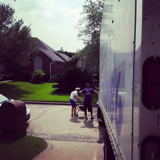 Moving Company «Texas Move-It - Houston Professional Movers», reviews and photos, 8414 Triola Ln, Houston, TX 77036, USA