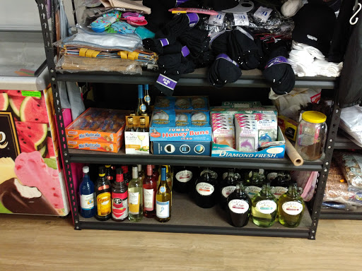 Liquor Store «Commerce Liquor», reviews and photos, 9936 Commerce Ave, Tujunga, CA 91042, USA