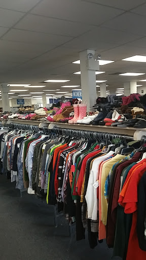Thrift Store «Goodwill», reviews and photos, 5461 Marlton Pike # 2, Pennsauken Township, NJ 08109, USA
