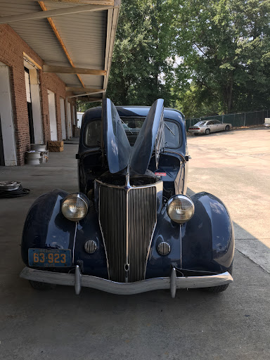 Auto Body Shop «Concord Body Shop», reviews and photos, 802 Smyrna Hill Dr, Smyrna, GA 30082, USA