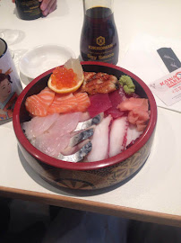Plats et boissons du Restaurant de sushis Kawasaki Sushi à Paris - n°2