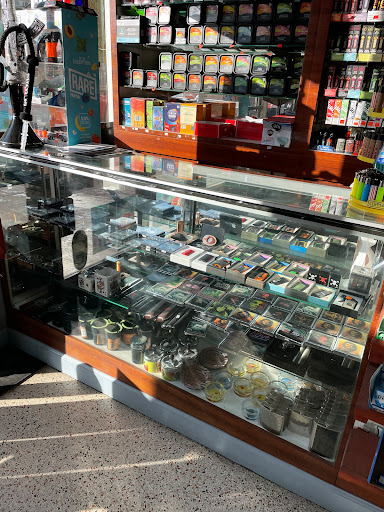 Tobacco Shop «Collins Tobacco», reviews and photos, 2611 Collins Ave, Miami Beach, FL 33140, USA