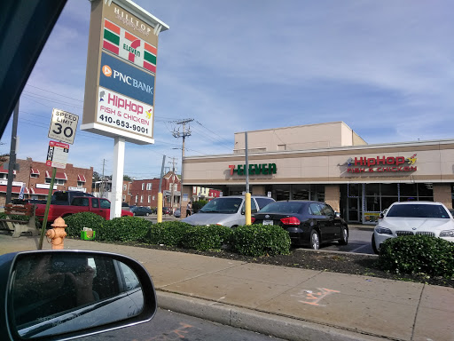 Shopping Mall «Hilltop Shopping Center», reviews and photos, 5400 Reisterstown Rd, Baltimore, MD 21215, USA
