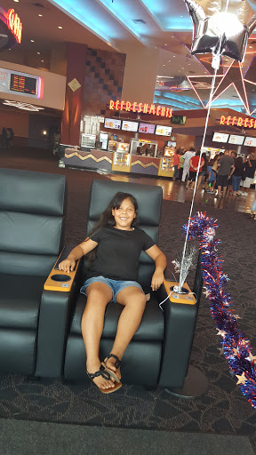 Movie Theater «Regal Cinemas Manchester 16», reviews and photos, 2055 E Shields Ave, Fresno, CA 93726, USA