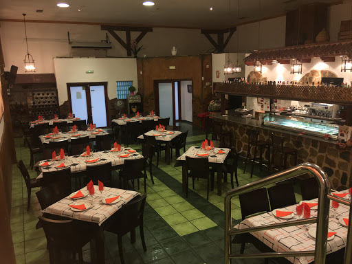 Restaurante La Limeña - Cam. Real, 51, 30510 Yecla, Murcia, España