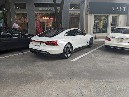 Shopping Mall «West Village», reviews and photos, 3699 McKinney Ave, Dallas, TX 75204, USA