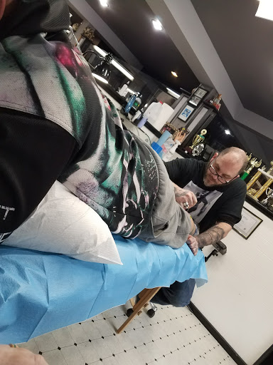 Tattoo Shop «Bent N Twiztid Tattooing», reviews and photos, 15 River Rd, Willington, CT 06279, USA