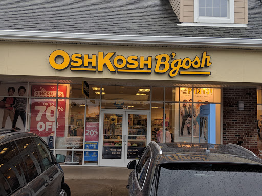 Shopping Mall «Lincoln City Outlets», reviews and photos, 1500 SE East Devils Lake Rd, Lincoln City, OR 97367, USA