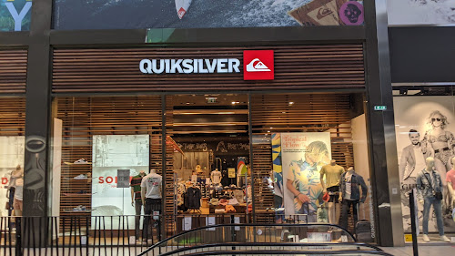 Quiksilver Roxy DC Shoes à Nantes