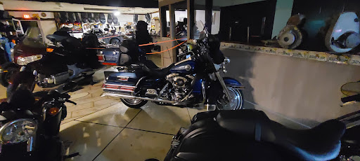 Used Motorcycle Dealer «GRAY BEARDS CYCLE BARN», reviews and photos, 4700 US-1, Mims, FL 32754, USA