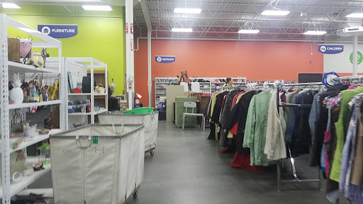 Thrift Store «Goodwill - Roseville: County Road B», reviews and photos, 1627 County B Rd W, Roseville, MN 55113, USA