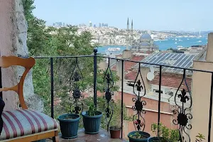 Rooftop Cafe-Büyük Valide Han image