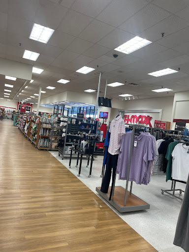 Department Store «T.J. Maxx», reviews and photos, 239 Memorial Ave, West Springfield, MA 01089, USA