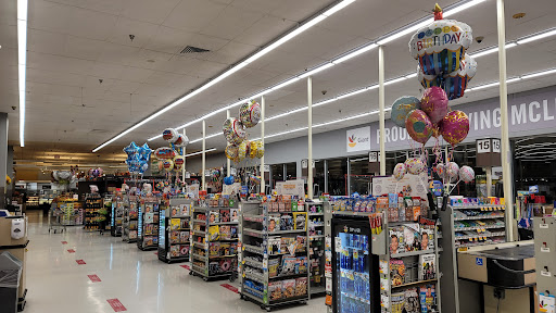 Grocery Store «Giant», reviews and photos, 1454 Chain Bridge Rd, McLean, VA 22101, USA