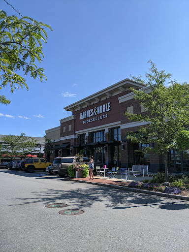 Book Store «Barnes & Noble», reviews and photos, 96 Derby St, Hingham, MA 02043, USA