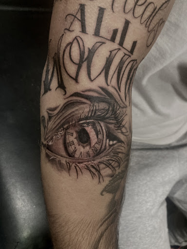 Explore husky tattoo ideas, creative tattoo ideas in Vallejo, available at Armada Tattoo Company