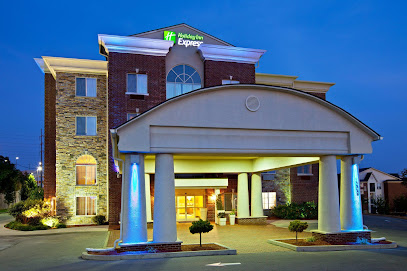 Holiday Inn Express & Suites Lexington-Downtown/University, an IHG Hotel