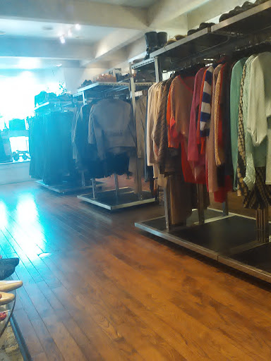 Second Hand Store «Goodwill Deja Blue Boutique», reviews and photos, 303 University Blvd, Denver, CO 80206, USA