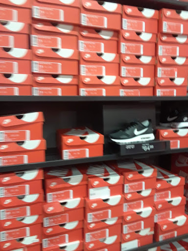 Clothing Store «Nike Clearance Store», reviews and photos, 5209 International Dr, Orlando, FL 32819, USA
