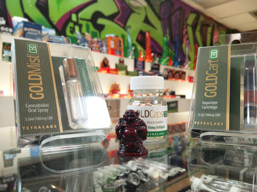 Tobacco Shop «Laughing Buddha Smoke Shop», reviews and photos, 12404 Biscayne Blvd, North Miami, FL 33181, USA