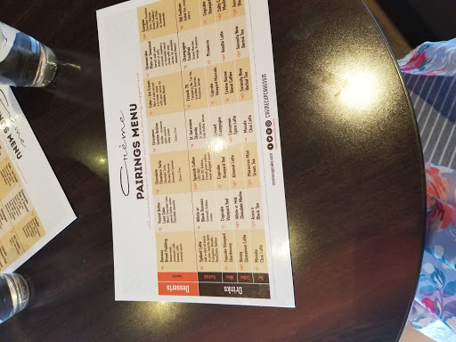 Bakery «Crème Cupcake + Dessert», reviews and photos, 543 28th St, Des Moines, IA 50312, USA