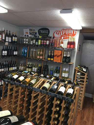 Liquor Store «The Liquor Lad», reviews and photos, 17 Burlington Rd, Harwinton, CT 06791, USA