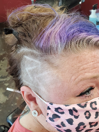 Barber Shop «Broadway Barber Shop», reviews and photos, 623 NE Broadway St, Portland, OR 97232, USA