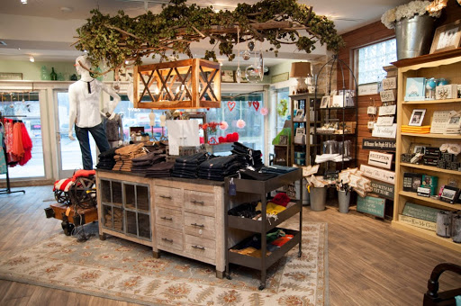 Landscaper «Reynolds Landscaping, Garden Shop & Garden Center», reviews and photos, 201 E Bay Ave, Manahawkin, NJ 08050, USA