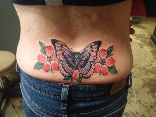 Tattoo Shop «Speakeasy Tattoo Company», reviews and photos, 728 W King St, Boone, NC 28607, USA