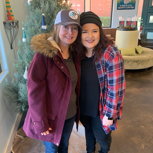 Beauty Salon «DV8 The Salon», reviews and photos, 909 S Main St, Grapevine, TX 76051, USA