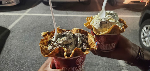 Ice Cream Shop «Cold Stone Creamery», reviews and photos, 5705 Richards Valley Rd, Ellicott City, MD 21043, USA