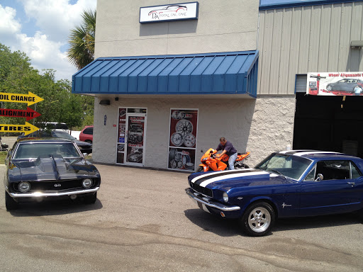 Car Repair and Maintenance «Jr. Auto Repair», reviews and photos, 8243 Narcoossee Park Dr #400, Orlando, FL 32822, USA