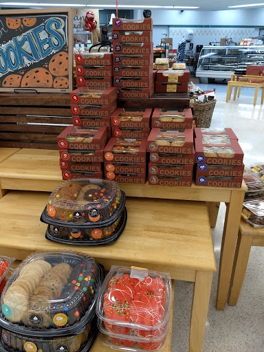 Supermarket «Hy-Vee», reviews and photos, 207 NE Englewood Rd, Kansas City, MO 64118, USA