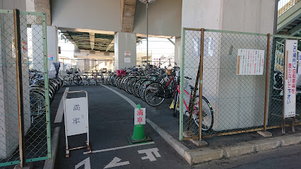 陸橋下自転車駐車場