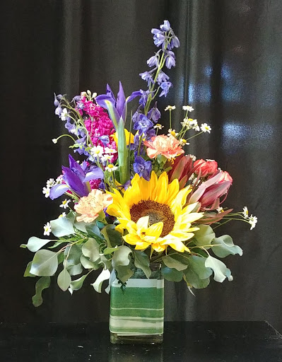 Florist «Pied Piper Flowershop», reviews and photos, 308 W 15th St, Yankton, SD 57078, USA