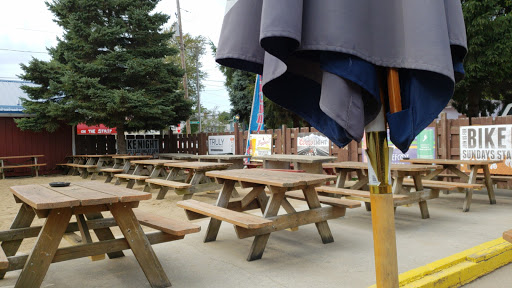 Karaoke Bar «Yankee Bar & Grill», reviews and photos, 5482 Lake Rd E, Geneva, OH 44041, USA