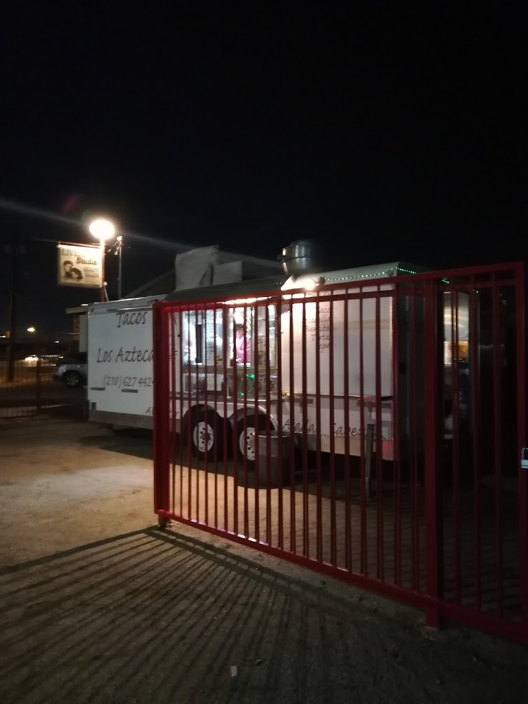 Tacos los aztecas 78242