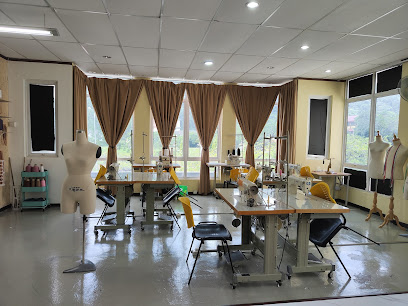 SSFS Fashion Studio & Sewing Class