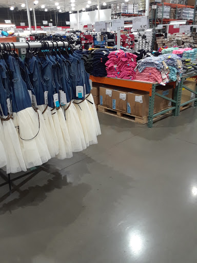 Warehouse store «Costco Wholesale», reviews and photos, 2219 S 37th St, Tacoma, WA 98409, USA