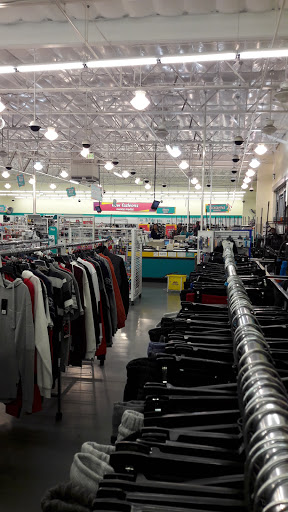 Sporting Goods Store «BIG 5 SPORTING GOODS», reviews and photos, 2421 W Rosecrans Ave, Gardena, CA 90249, USA