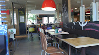 Atmosphère du Restauration rapide McDonald's à Moissy-Cramayel - n°11