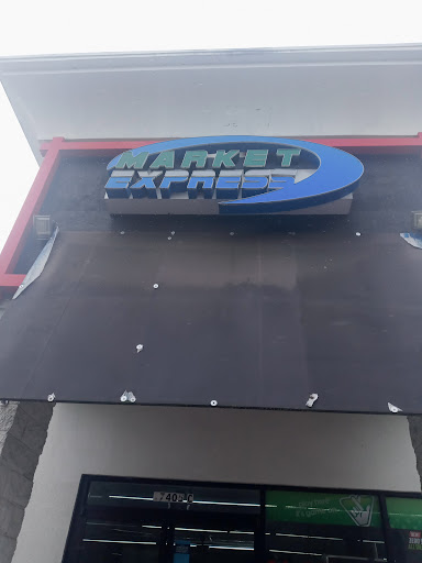 Grocery Store «Lee Hall Food Store», reviews and photos, 17405 Warwick Blvd, Newport News, VA 23603, USA