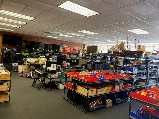 Pawn Shop «Silas Deane Pawn Vernon», reviews and photos, 243 Hartford Turnpike, Vernon, CT 06066, USA