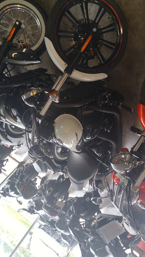 Motorcycle Dealer «Adventure Powersports», reviews and photos, 476 S Mulberry St, Elizabethtown, KY 42701, USA