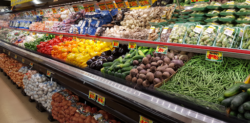 Grocery Store «Fiesta Market», reviews and photos, 160 N Bolingbrook Dr, Bolingbrook, IL 60440, USA