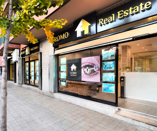 ROMO Real Estate - Avinguda de Mossèn Jacint Verdaguer, 15, 08130 Santa Perpètua de Mogoda, Barcelona